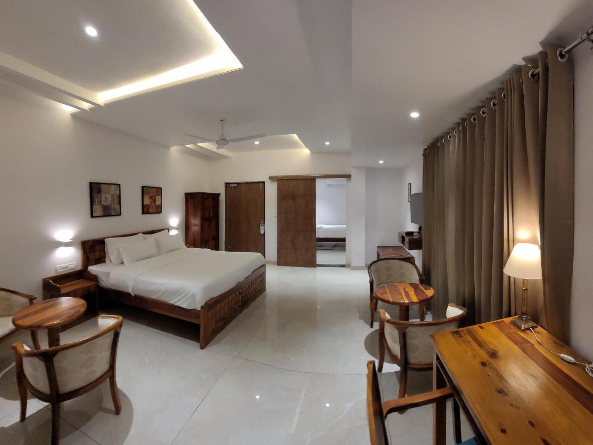 Aura Gold Resort 烏代浦 外观 照片
