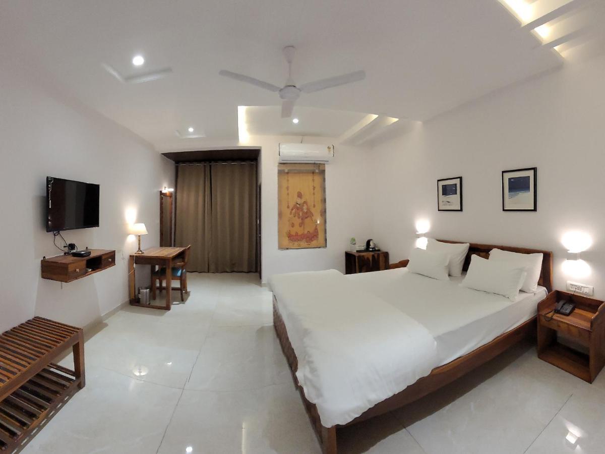 Aura Gold Resort 烏代浦 外观 照片