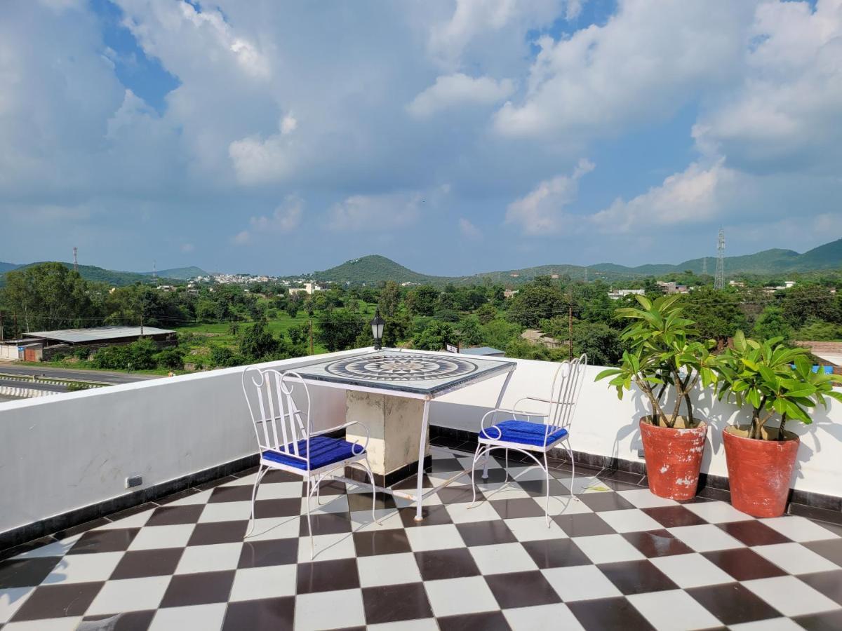 Aura Gold Resort 烏代浦 外观 照片