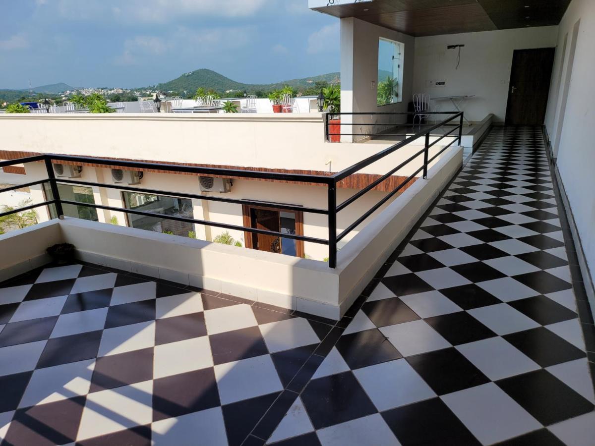 Aura Gold Resort 烏代浦 外观 照片